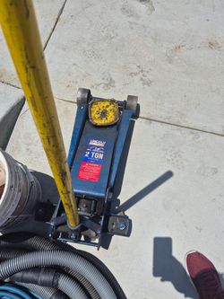 Used 2 ton jack