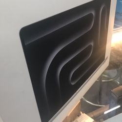 MacBook Pro M5 Chip New Sealed No Credit Needed Pay Down Only 