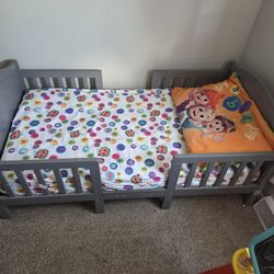 Brand New TODDLER BED AND COOLING MATTRESS