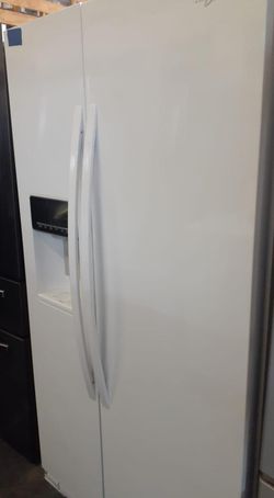 Whirlpool Side By Side  White Refrigerator Fridge

