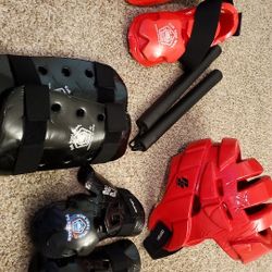 MMA /Martial Arts Gear 