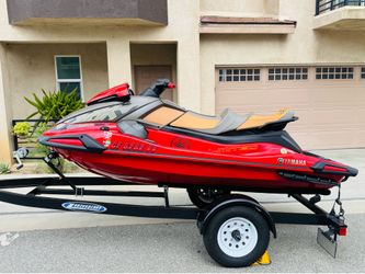 2022 Yamaha limited and trailer -warranty till 2029- 19 hours-