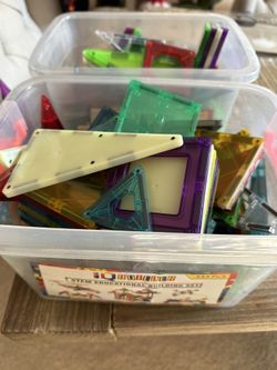 Magnetic Tiles