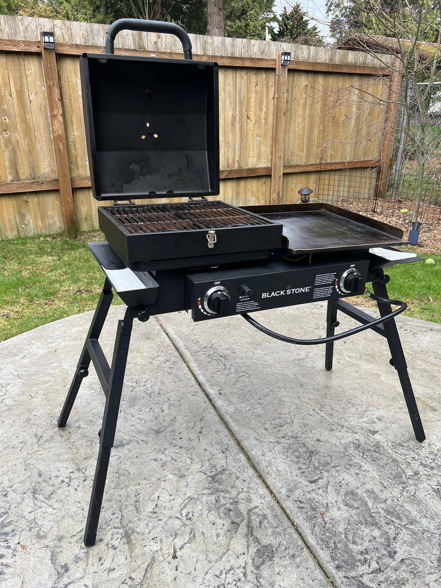 Blackstone Tailgater Gas Grill & Griddle Combo