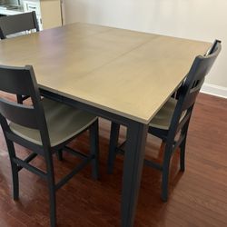 Dinning Room Table 6 Months Old 