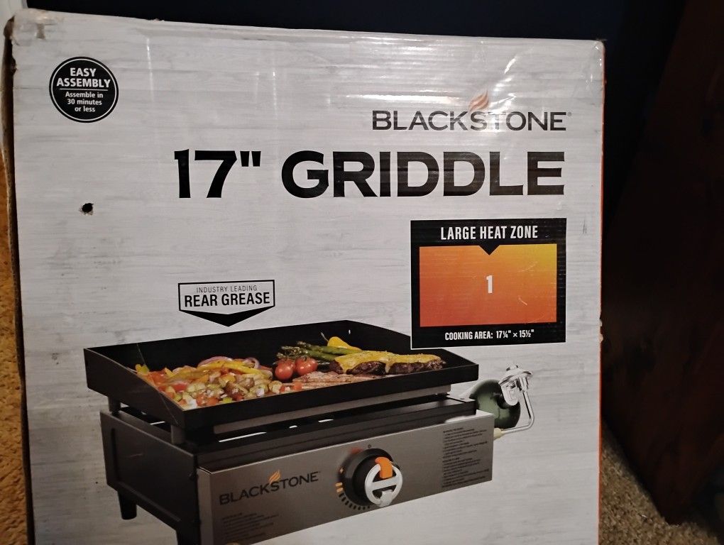BLACKSTONE 17" PORTABLE GRIDDLE (NEW IN BOX)
