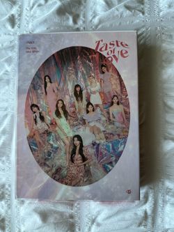 TWICE Taste of Love album 