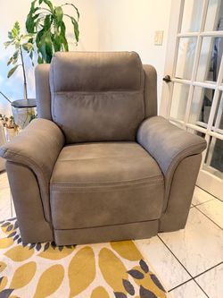 Gray Dual power Recliner