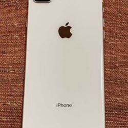 IPhone 8 Plus Unlocked 