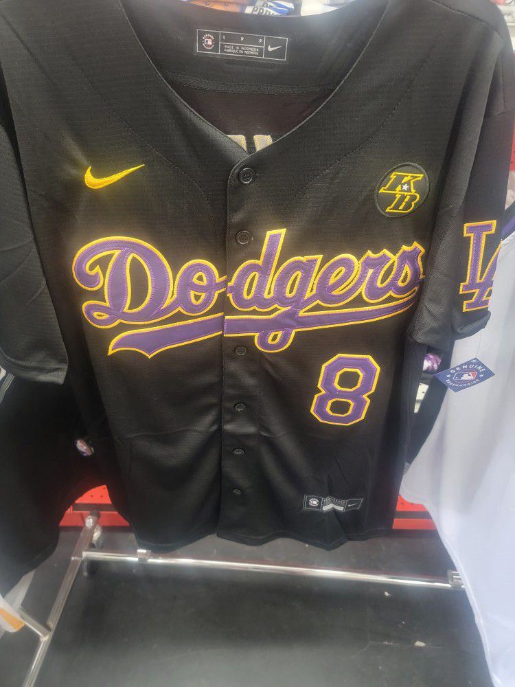Lakers Jersey for Sale in Moreno Valley, CA - OfferUp