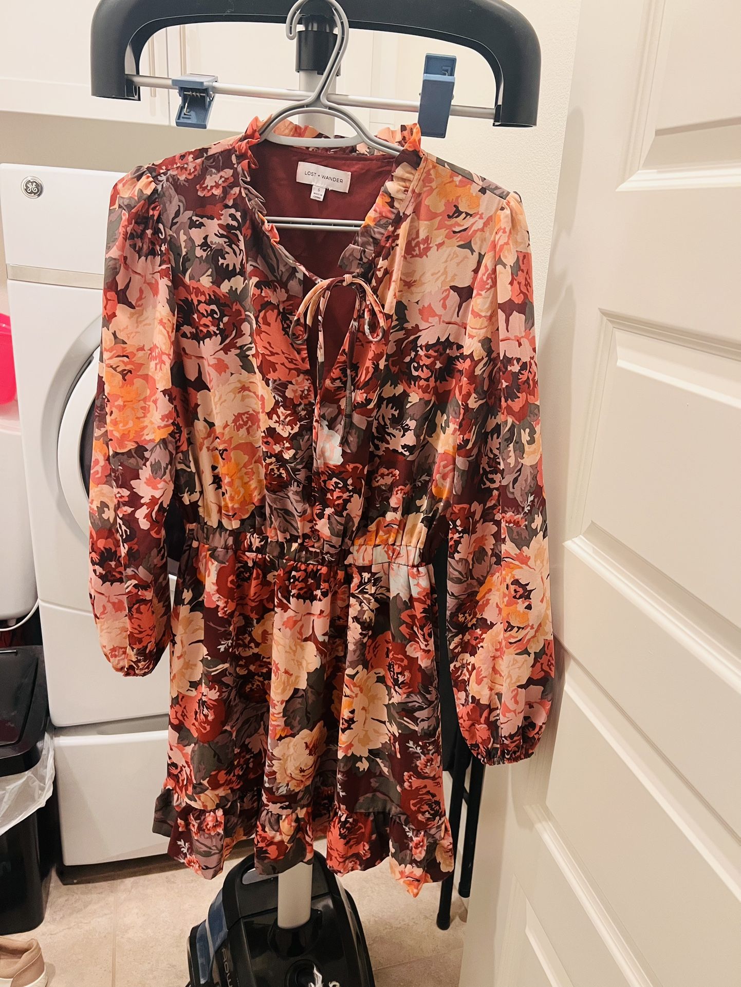 Lost + Wander Dress Size Small - Pickup From Northridge Area