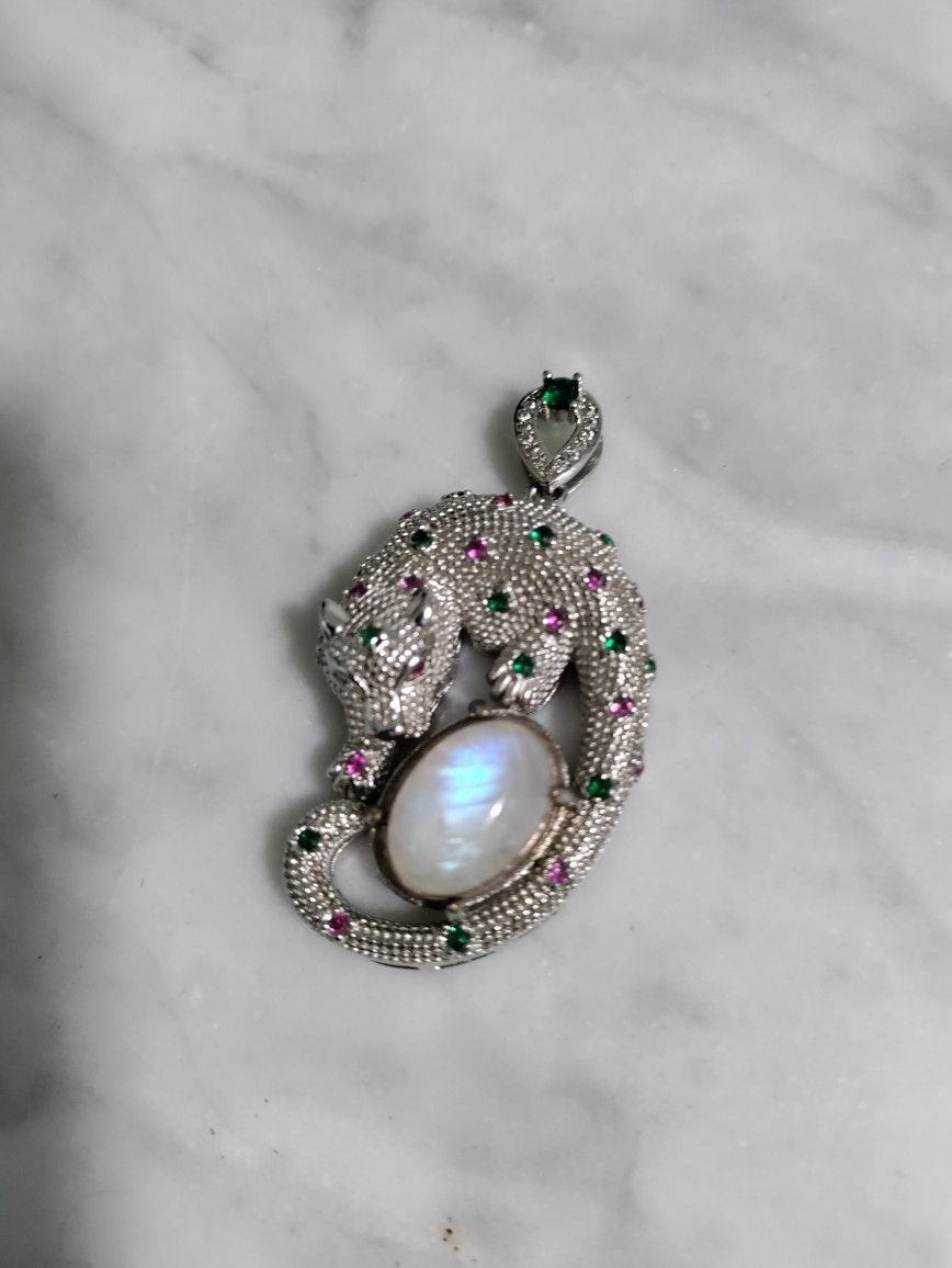 925 Sterling Silver Leopard Moonstone Pendant 