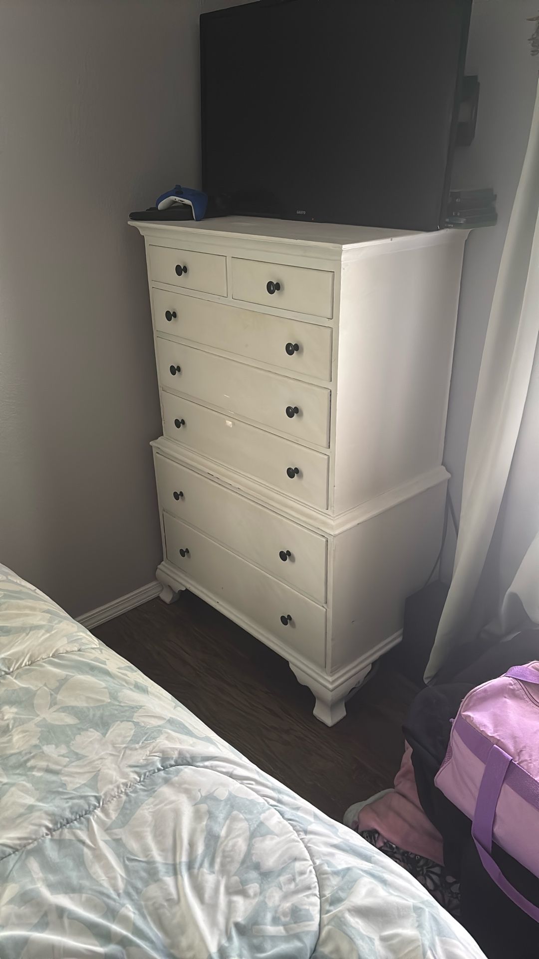 White Wooden Dresser