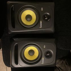Speakers 