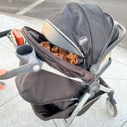 Chicco Stroller CAR SEAT AND BASE INCLUDED!