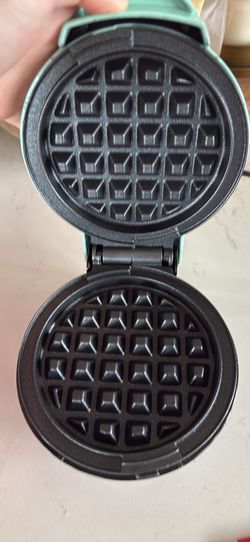 Great brand new waffle maker on sale