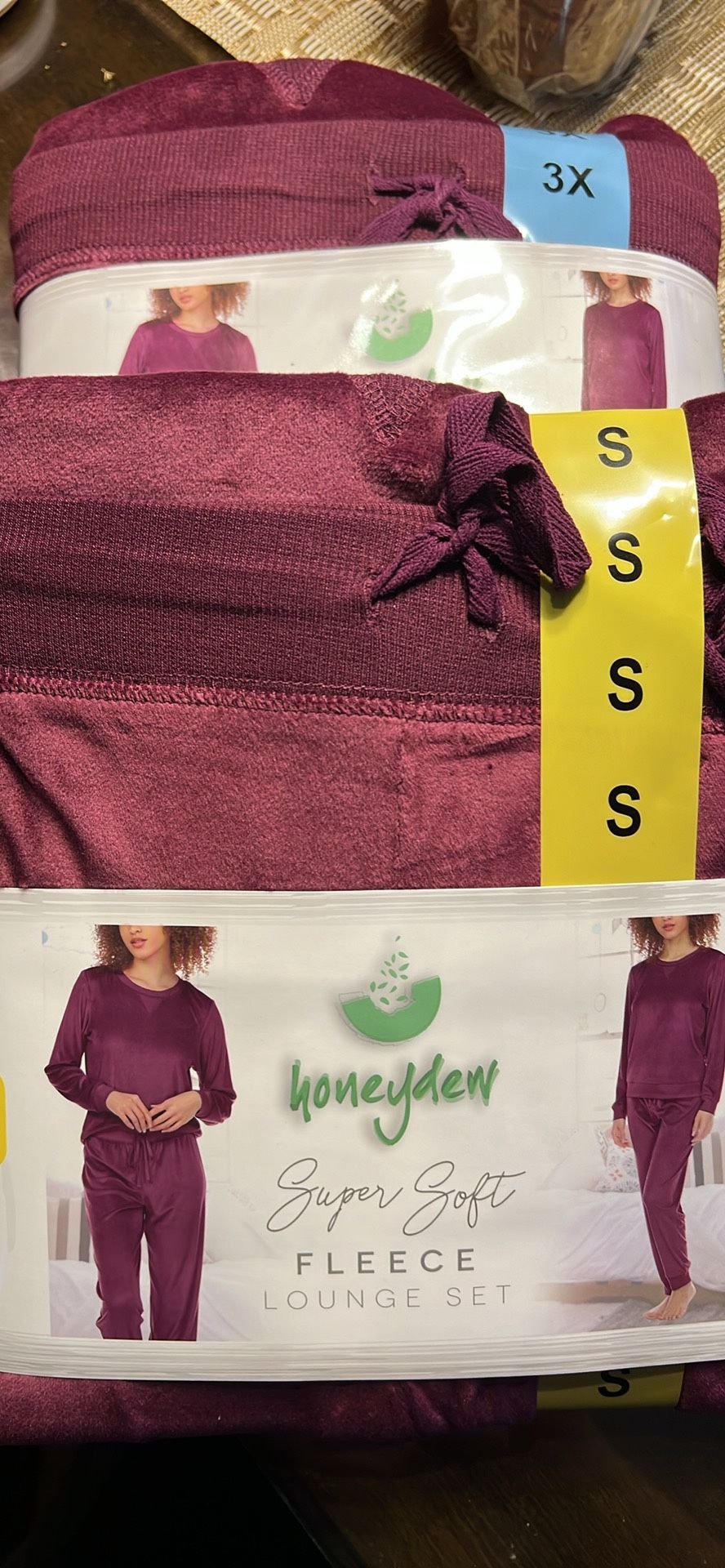 Honeydew Women's 2 Piece Super Soft Fleece Lounge PJ Set