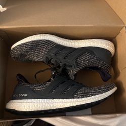 Adidas ultra Boost Mesh Size 12.5
