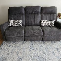 Comfortable 3-Seater Recliner Sofa - Great Condition!