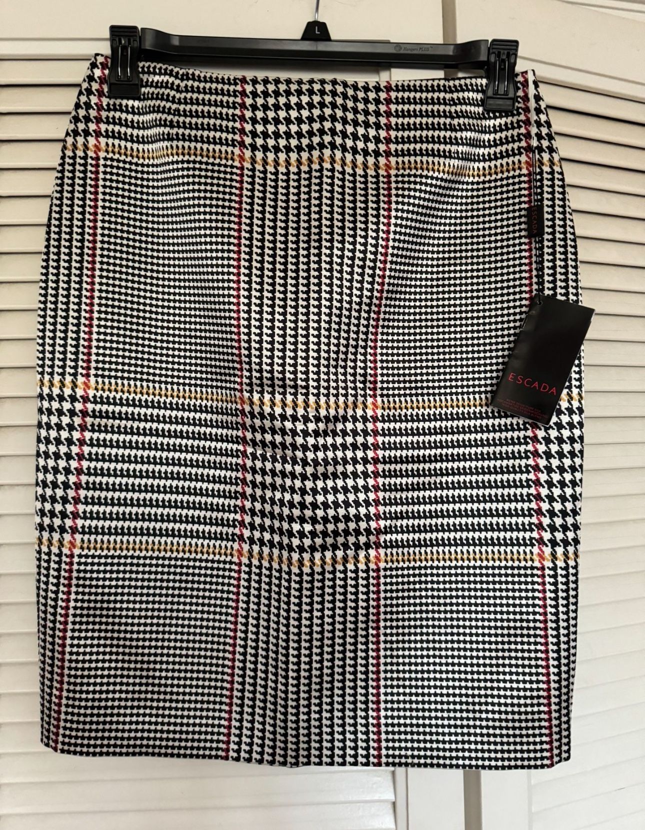 Stunning, Escada pencil skirt size 36