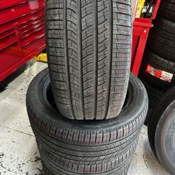 255/45/19 Pirelli Tesla OEM Tire 