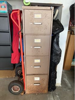 Free metal file cabinet
