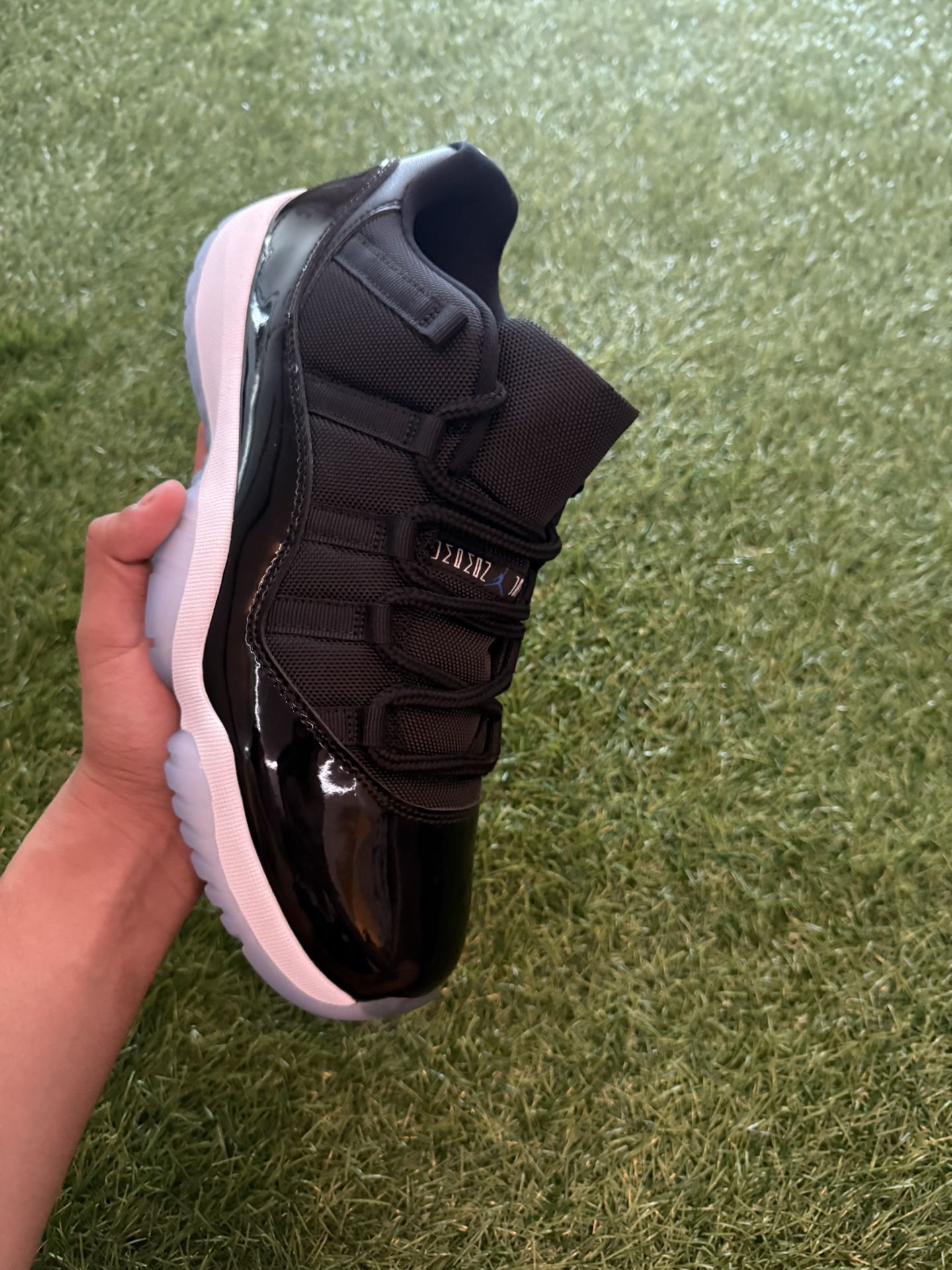 Jordan 11 Retro Low ‘Space Jam’