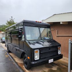 Food Truck For Sale 