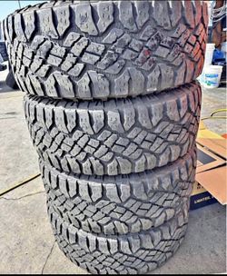 275/60r20 Goodyear tires con 80% de vida las 4