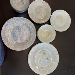 Cream And Silver Dinner Set