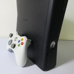 🟩 Xbox 360 Elite Bundle + 3 Controllers + 12 Games – Retro Gaming Gold