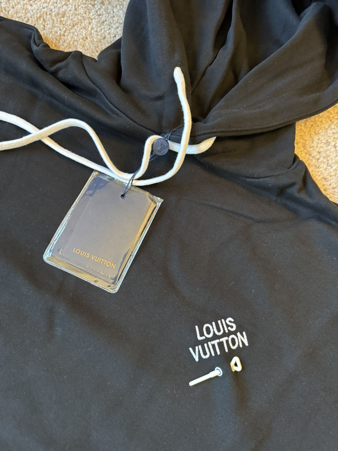 Brand New Lv Tracksuit With Hoodie And Pants