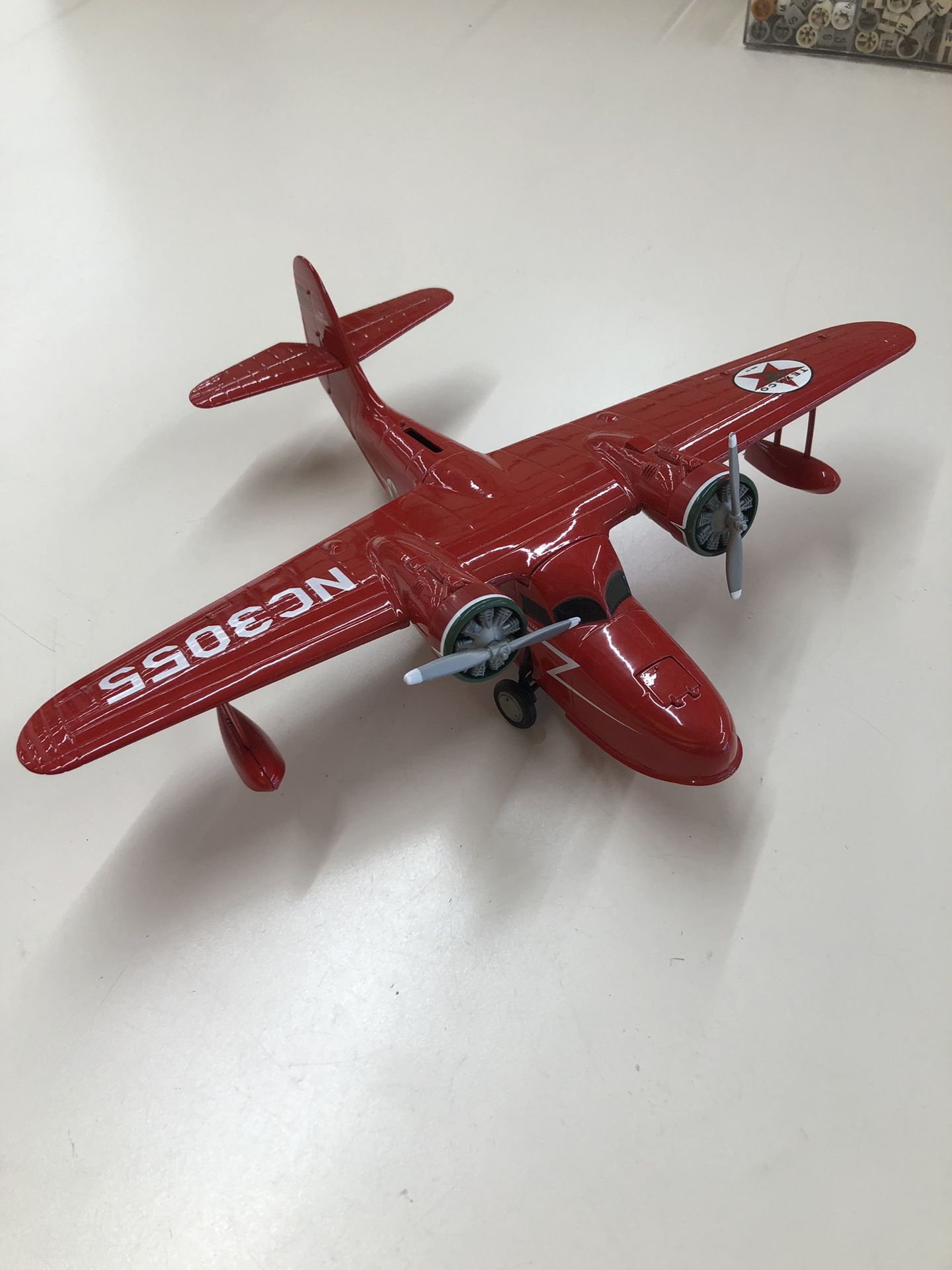 ERTL COLLECTIBLES Wings Of Texaco 1940 Grumman G 21 A Amphibian Airplane Bank