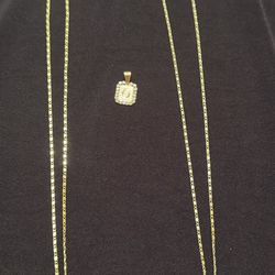 chain and pendant gold layered 