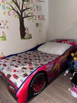 Disney Cars Lightning McQueen Toddler Bed