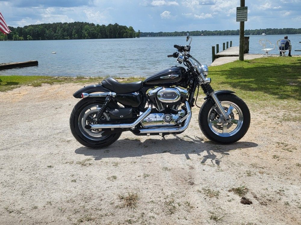 2011 Harley Sportster 1200 Custom