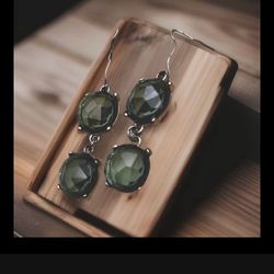 Sparkling Multifaceted Cut Vintage Green Stones 