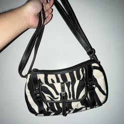 Vintage Y2K Depop Preloved Zebra Purse