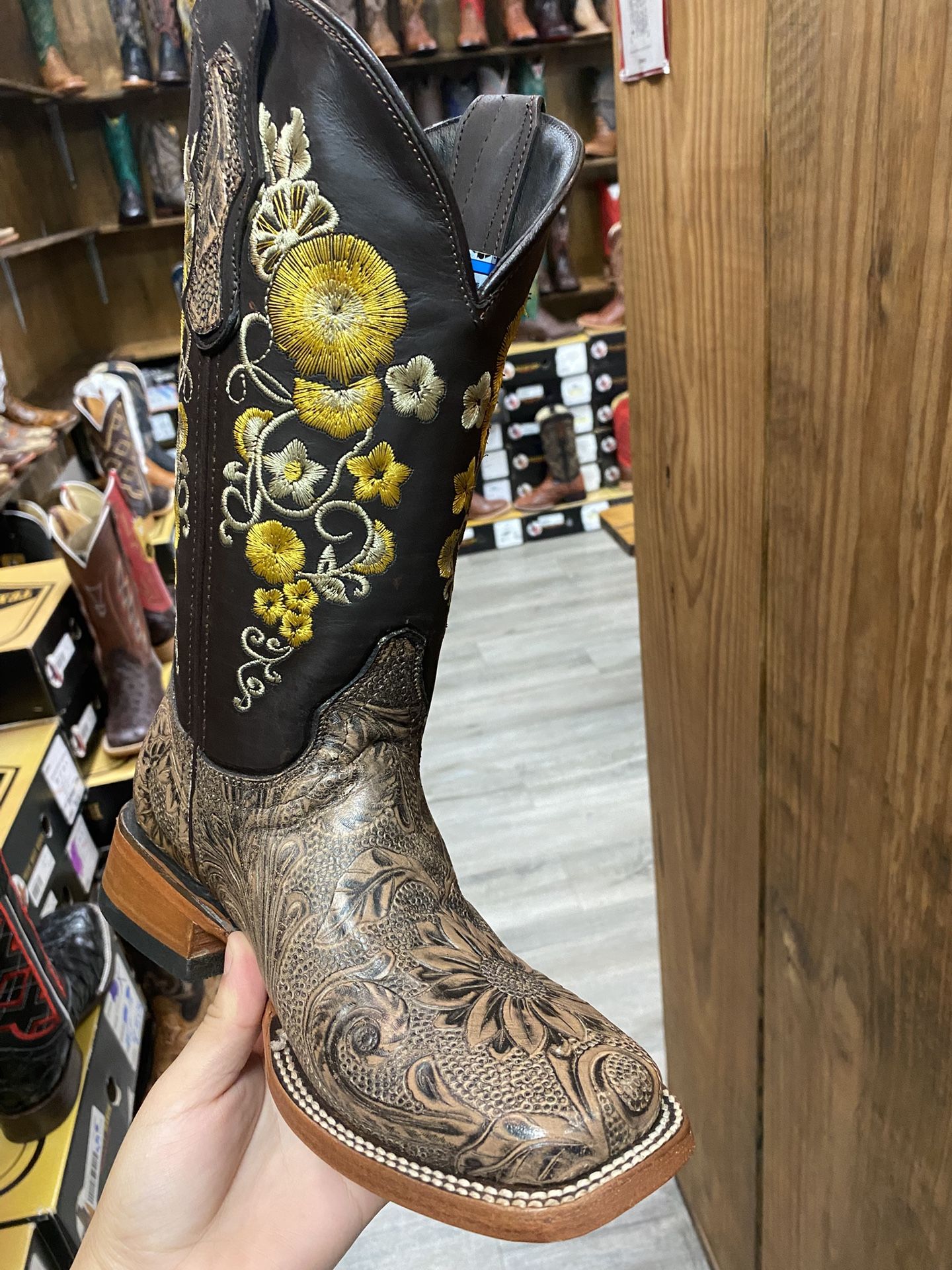 Botas