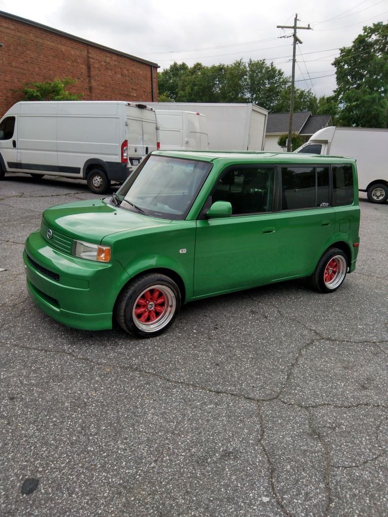 2006 Scion xB