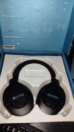 Shure SRH440A Professional Studio Headphones