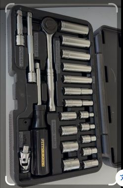 Pittsburgh Pro 1/4 in. Drive Metric Socket Set.