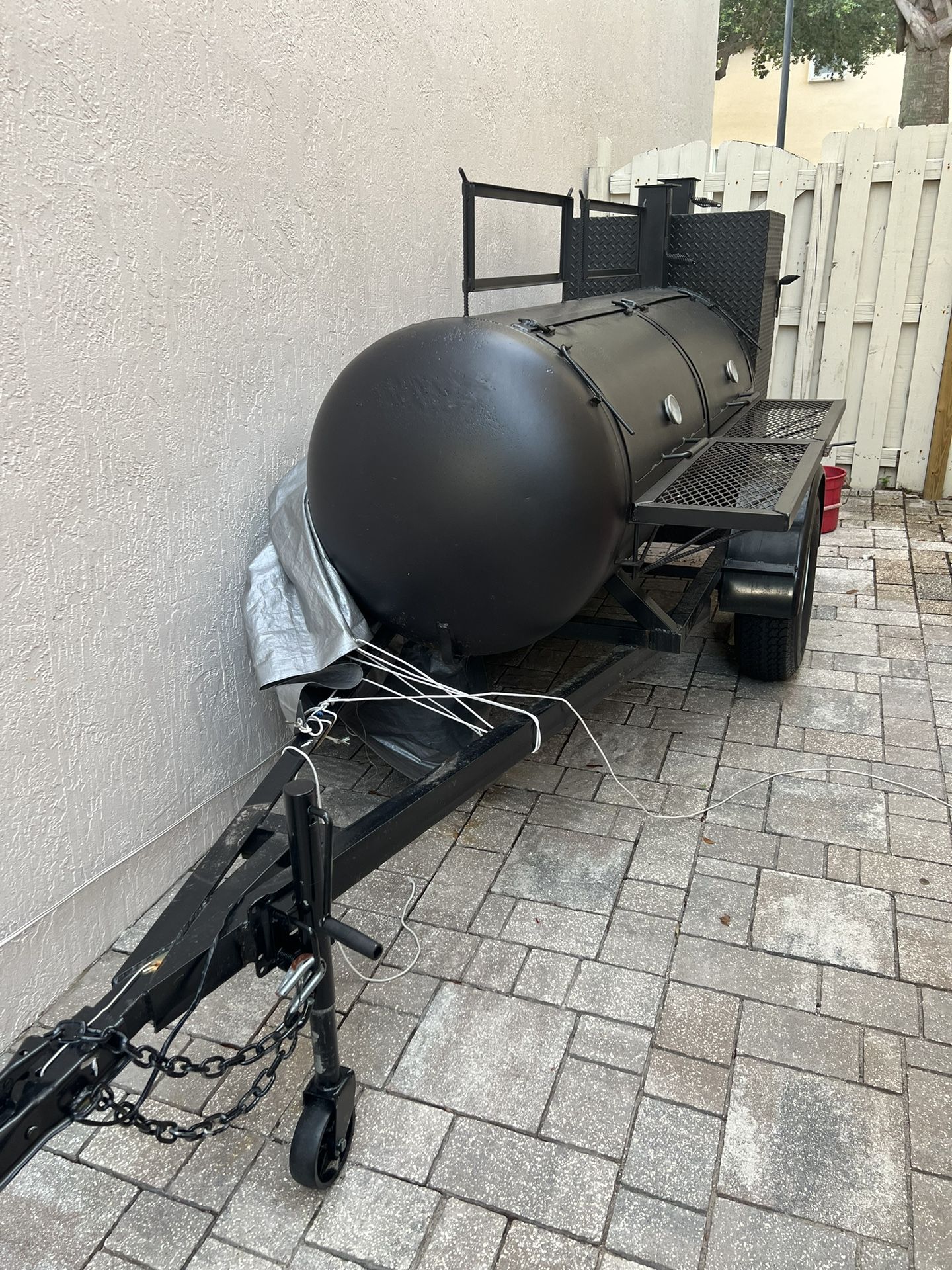 250 Gallons Reverse Flow Smoker With A Warmer Box for Sale in West Palm Beach, FL OfferUp