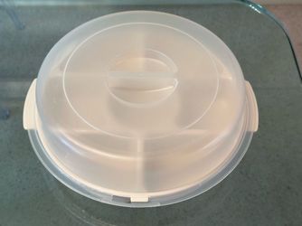 Vintage Rubbermaid Servin’ Saver Large 12” Vegetable Veggie Tray With Lockable Lid