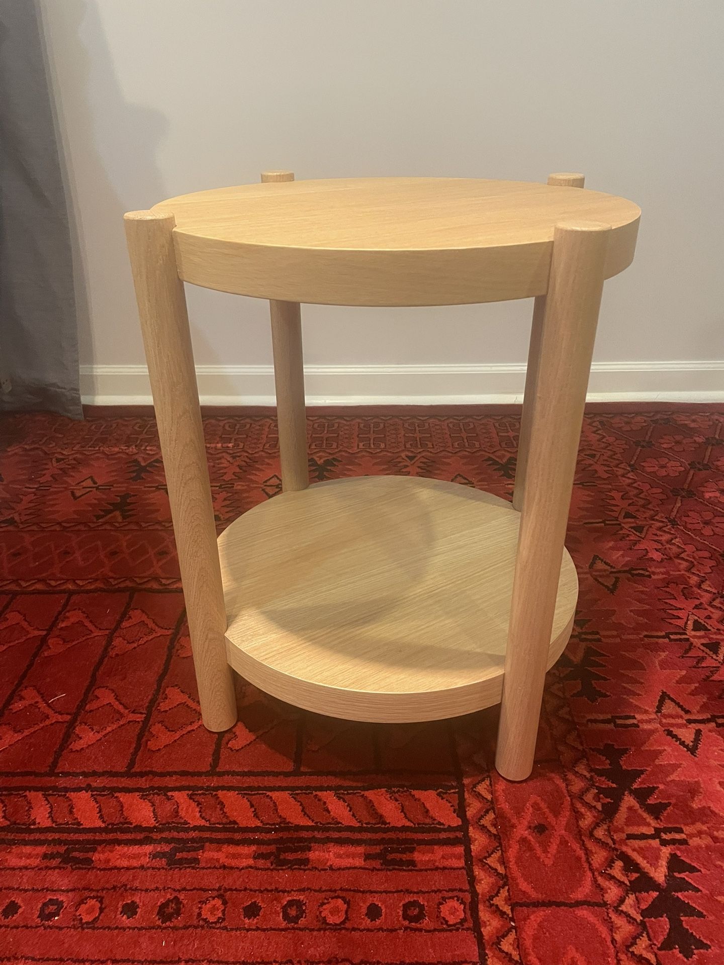 Side Table/ Accent Table