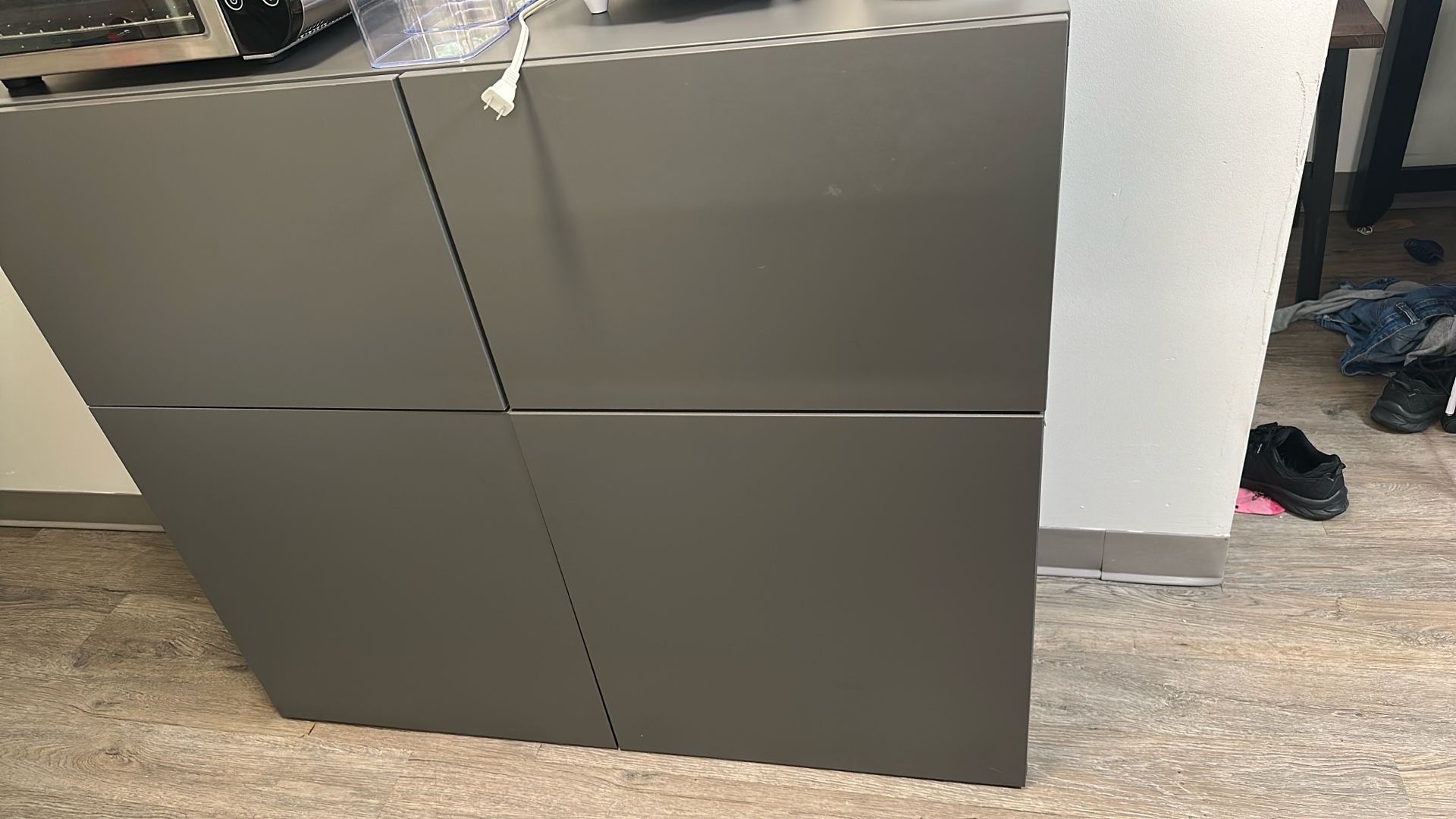 Cabinet With 2 Drawers And Shelves