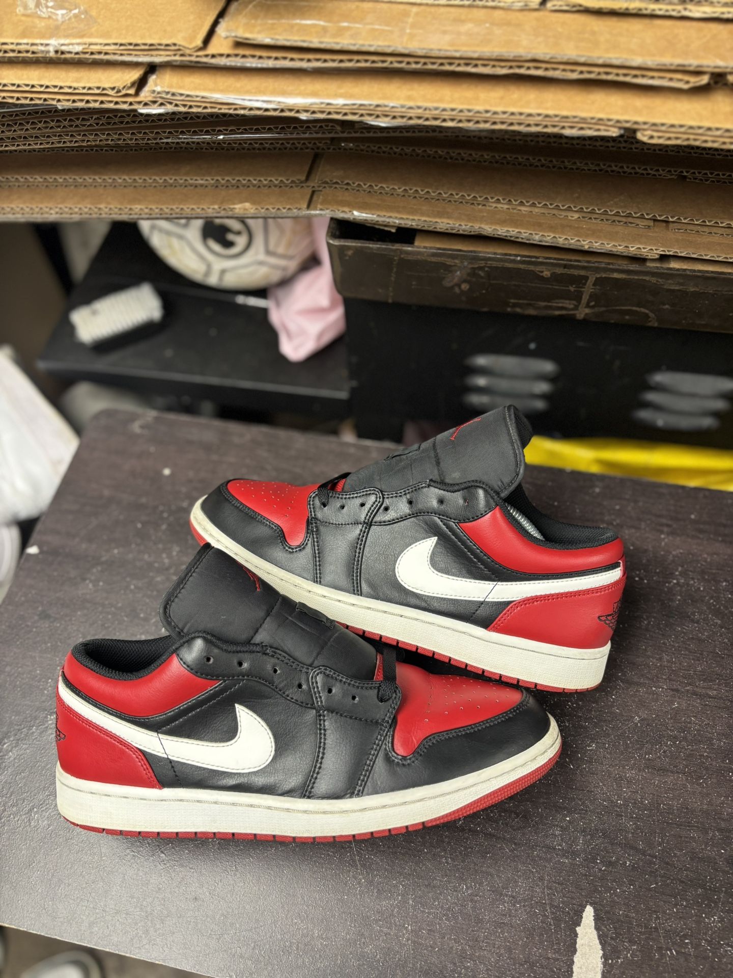 Air Jordan 1 Low Alternate Red