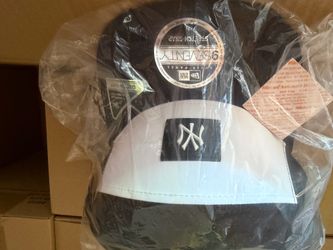 Yankee Snap Back hat