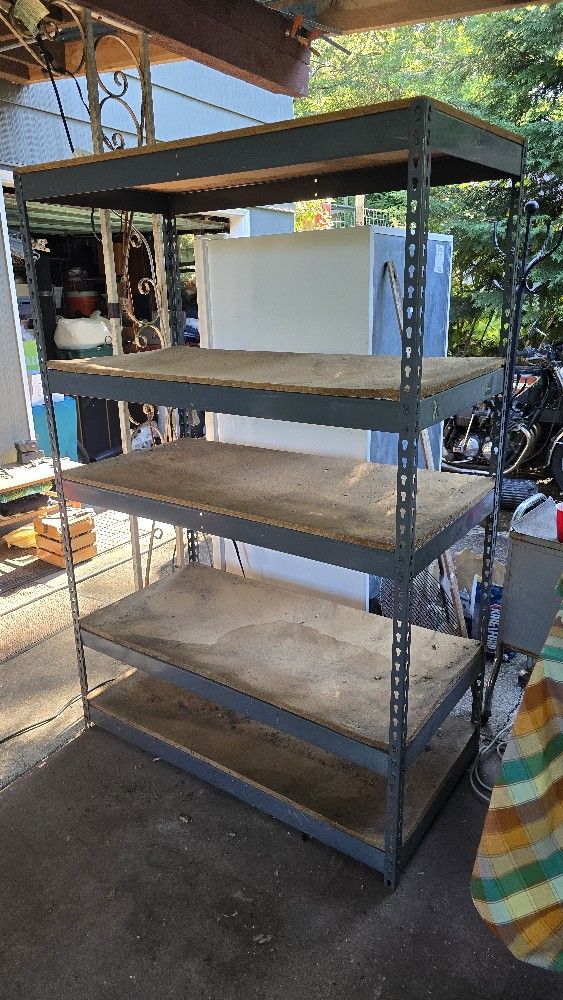 Metal Shelf 2x4x6 feet