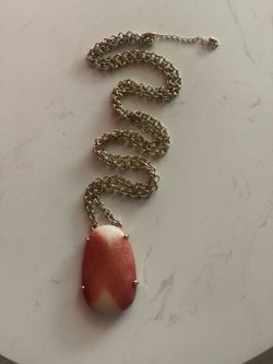 Agate Pendant Necklace